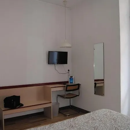 Royal Ξενοδοχείο 3*