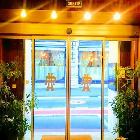 Royal Отель 3*