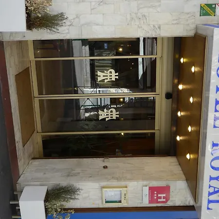 Отель Royal 3*